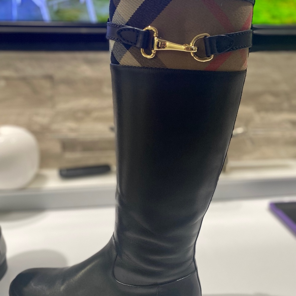 Burberry Boots